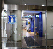 convenience-store-lawson.jpg