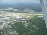 セスナ172よりAllegheny County Airportを撮影